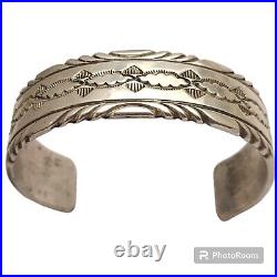 73grams Maggie Perry Native American Navajo STERLING SILVER STAMPED BRACELET