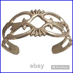 Exceptional Native American Navajo Sterling Silver Francis Begay Bracelet