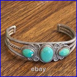 Exquisite Native American Navajo Royston Turquoise Sterling Silver Cuff Bracelet