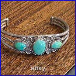 Exquisite Native American Navajo Royston Turquoise Sterling Silver Cuff Bracelet