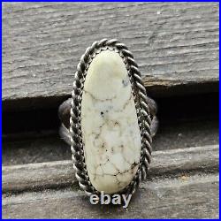 Native American Navajo Ring White Buffalo Turquoise Sterling Silver HB Signed925