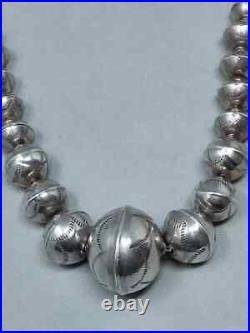 Unusual Vintage Navajo Silver Pearl Native American Bench Bead Necklace Sterling