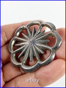 Vintage Native American Navajo Sterling Silver. 925 Sand Cast Pin Brooch